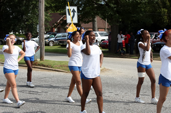 Notasulga High School cheerleaders