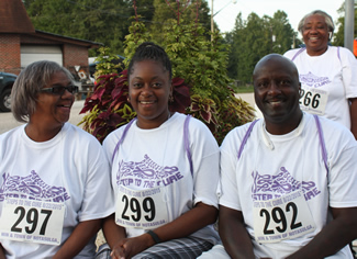 4 walkers Notasulga WIN 3-mile Steps for the Cure walk 